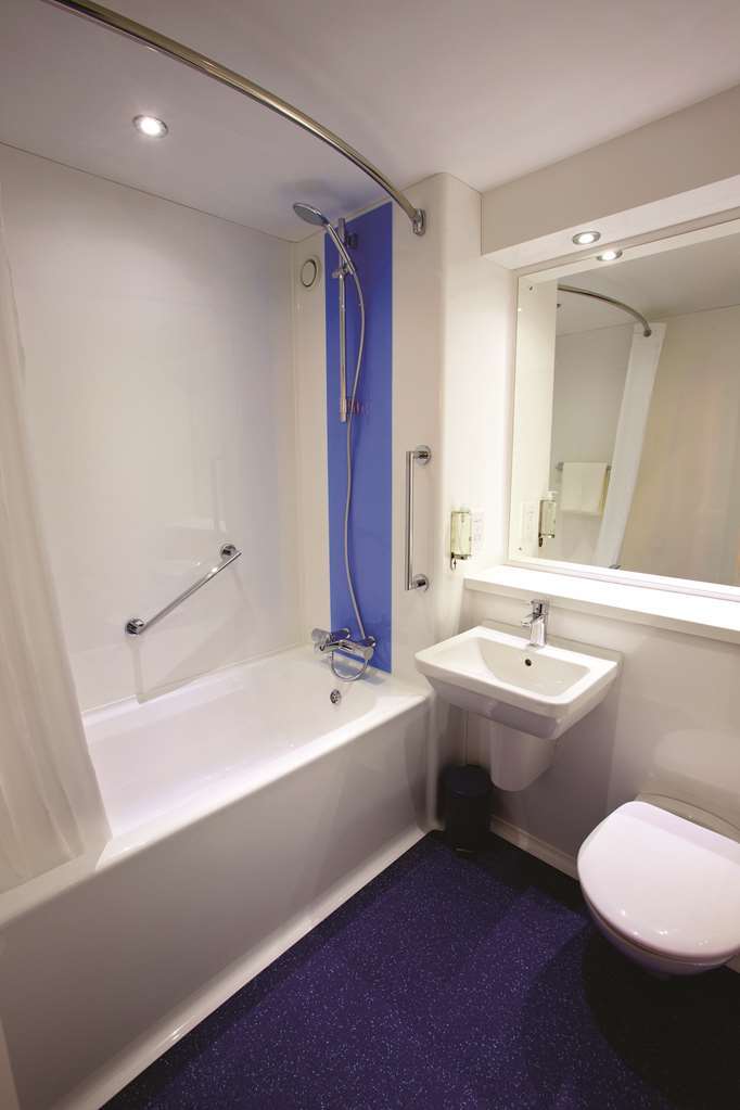 Travelodge Ilminster Pokój zdjęcie